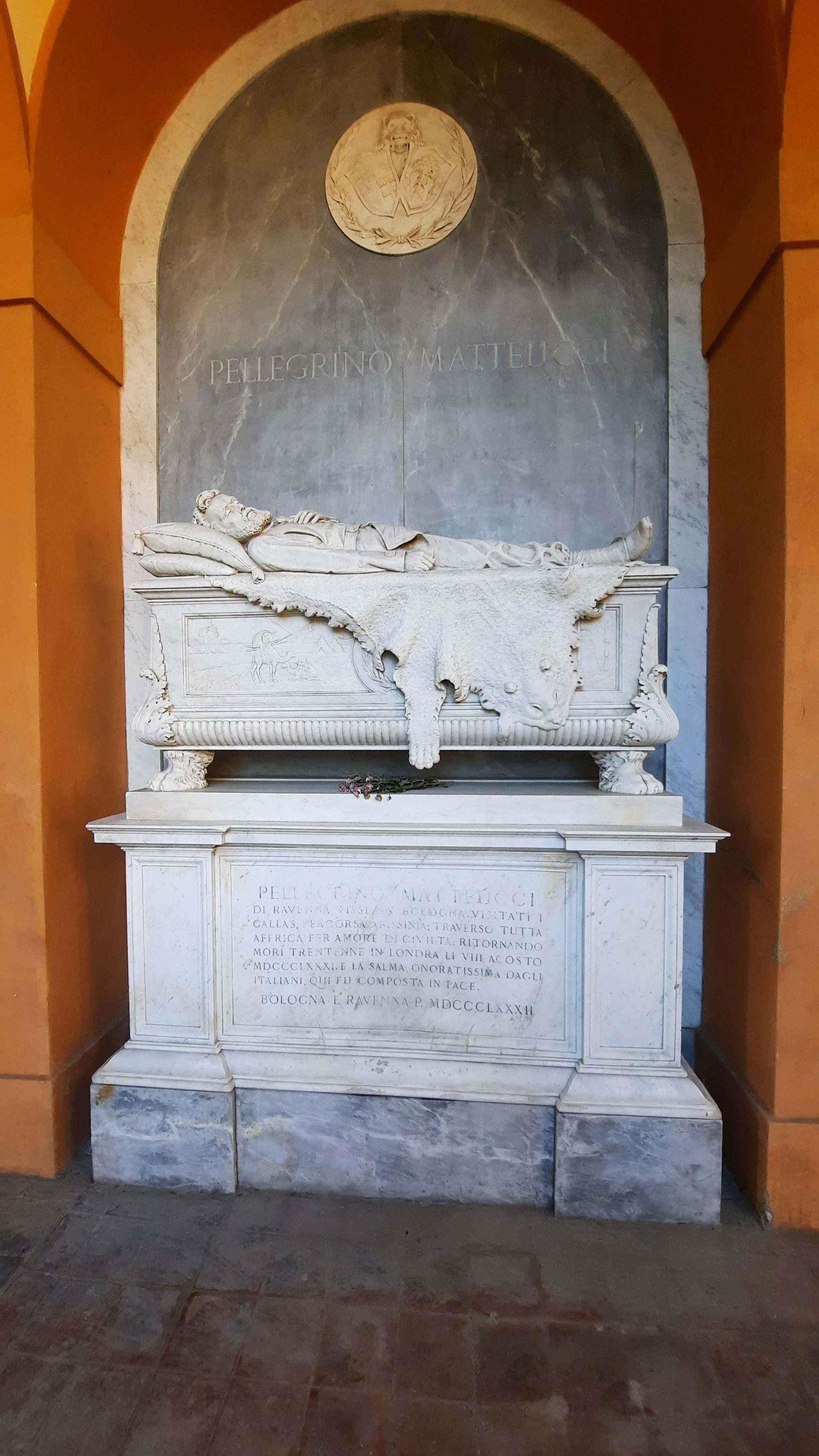 Pellegrino Matteucci's tomb, Certosa Cemetery, Bologna - 01b.jpg